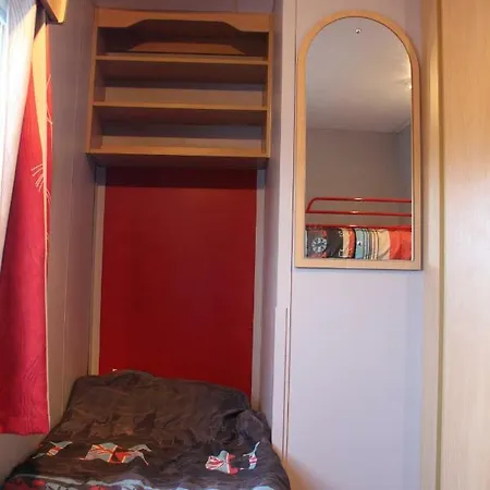 Les Mobiles Homes De La Palmyre 4*