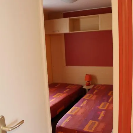 Les Mobiles Homes De La Palmyre 4* Les Mathes
