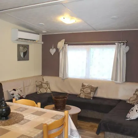 Les Mobiles Homes De La Palmyre 4* Les Mathes