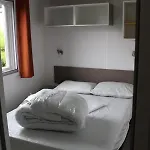Les Mobiles Homes De La Palmyre 4*